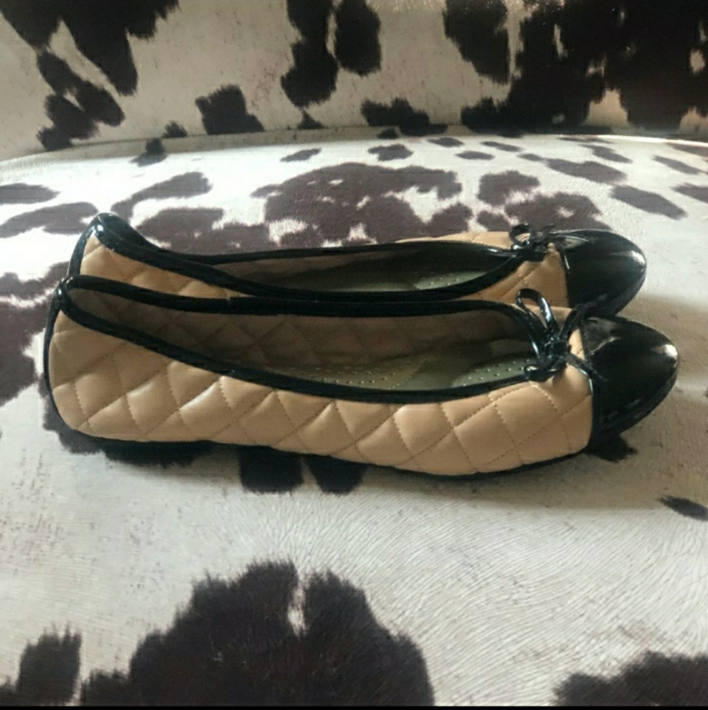 Cute Dexflex Comfort Quilted Flats